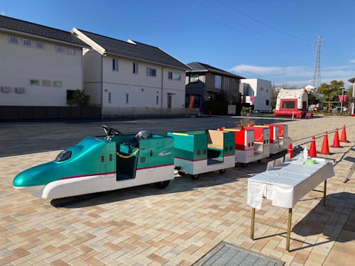 株式会社ジェーシーエス04